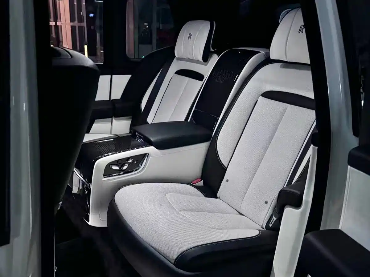 Rolls-Royce Cullinan 2025 2020 Black Badge