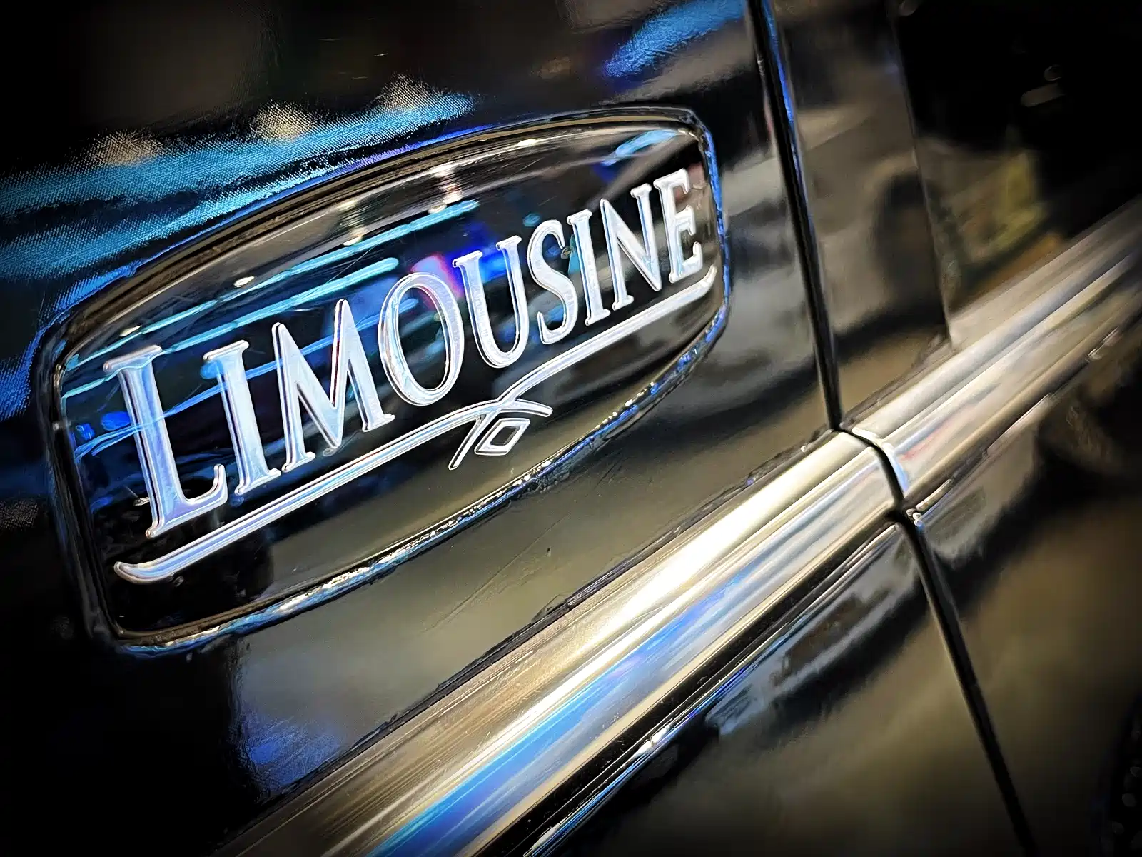 Photo 10 - Hyundai Equus