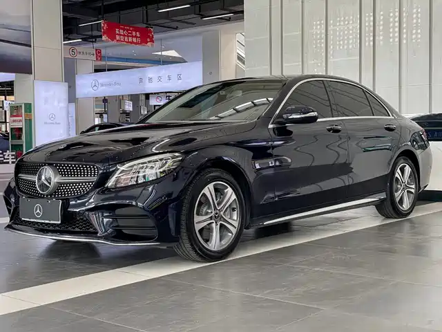 Mercedes-Benz C-Class 2019