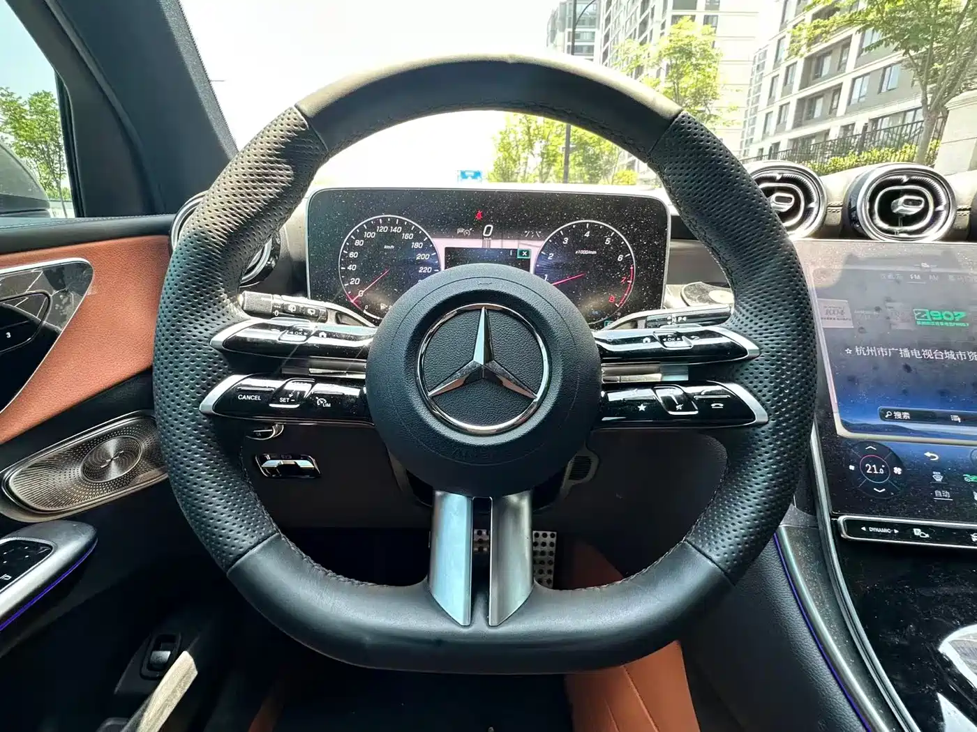 Mercedes-Benz GLC 2024 GLC 300 L 4MATIC Luxury 5-seater фото 6