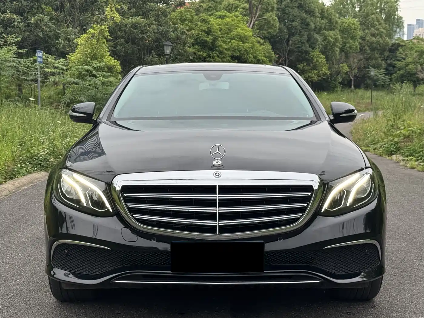 Mercedes-Benz E-Class 2019 E 260 L Sport фото 2