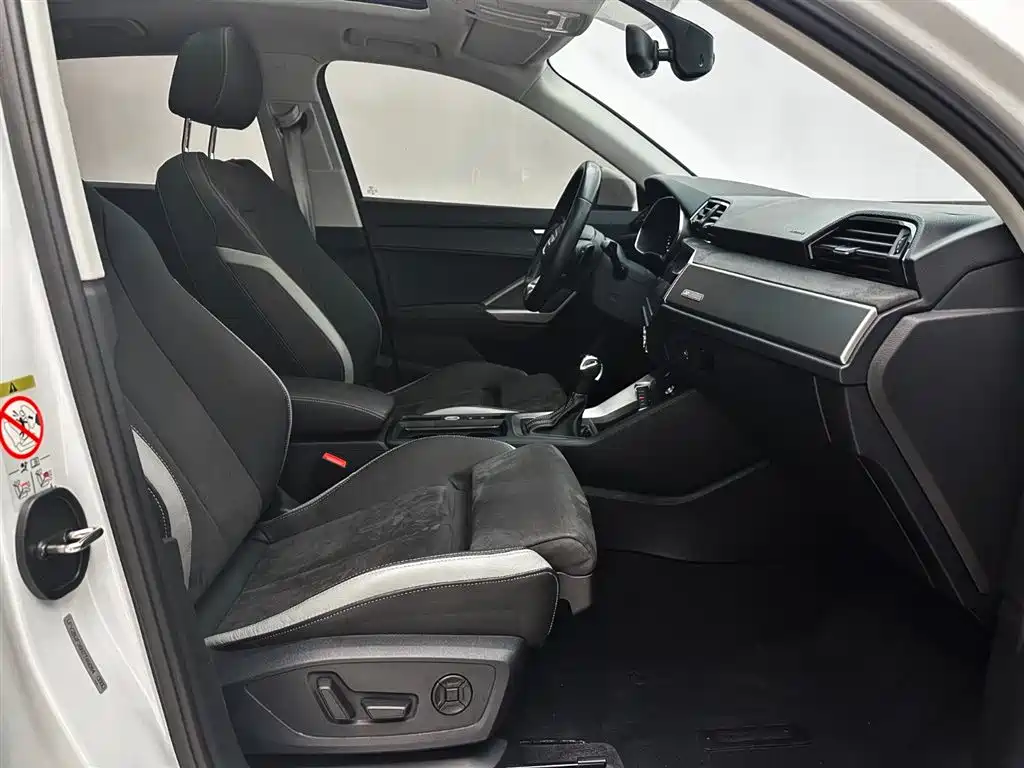 Audi Q3 2022 35 TFSI Fashion Dynamic фото 20
