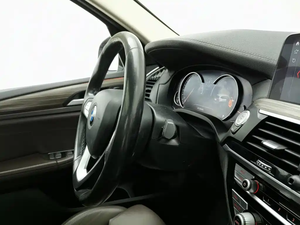 Photo 22 - BMW X3
