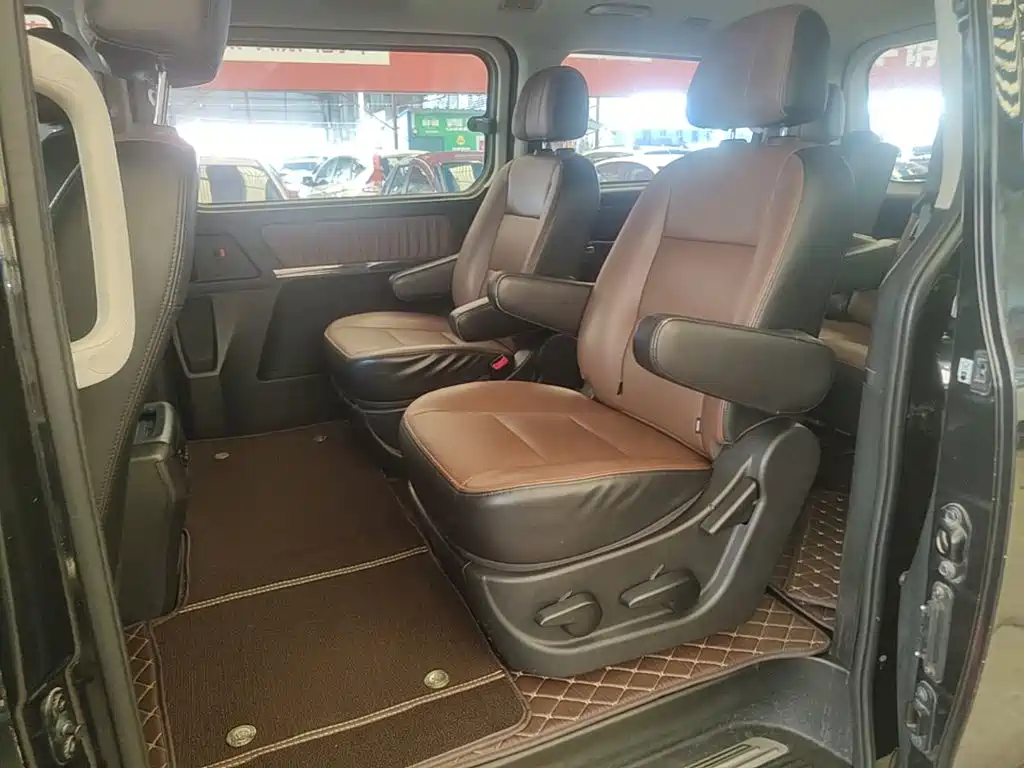 Dongfeng Fengxing Fengxing CM7 2016 2016 2.0T Automatic Luxury