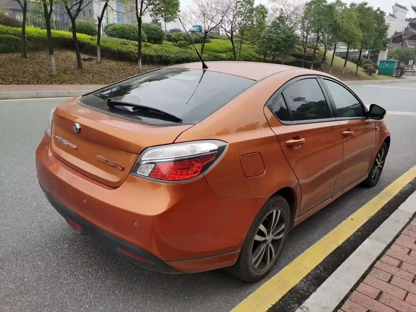 MG MG6 2012 2012 Hatchback 1.8L Auto Value Edition