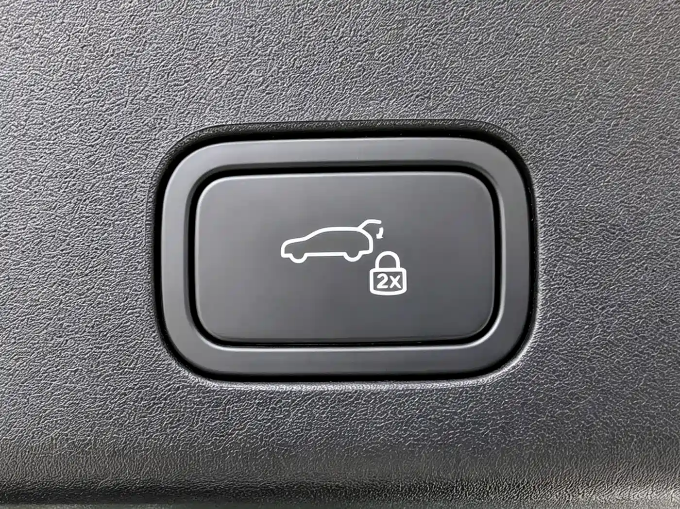 Li Auto i6 2026 2025 2WD Base Model