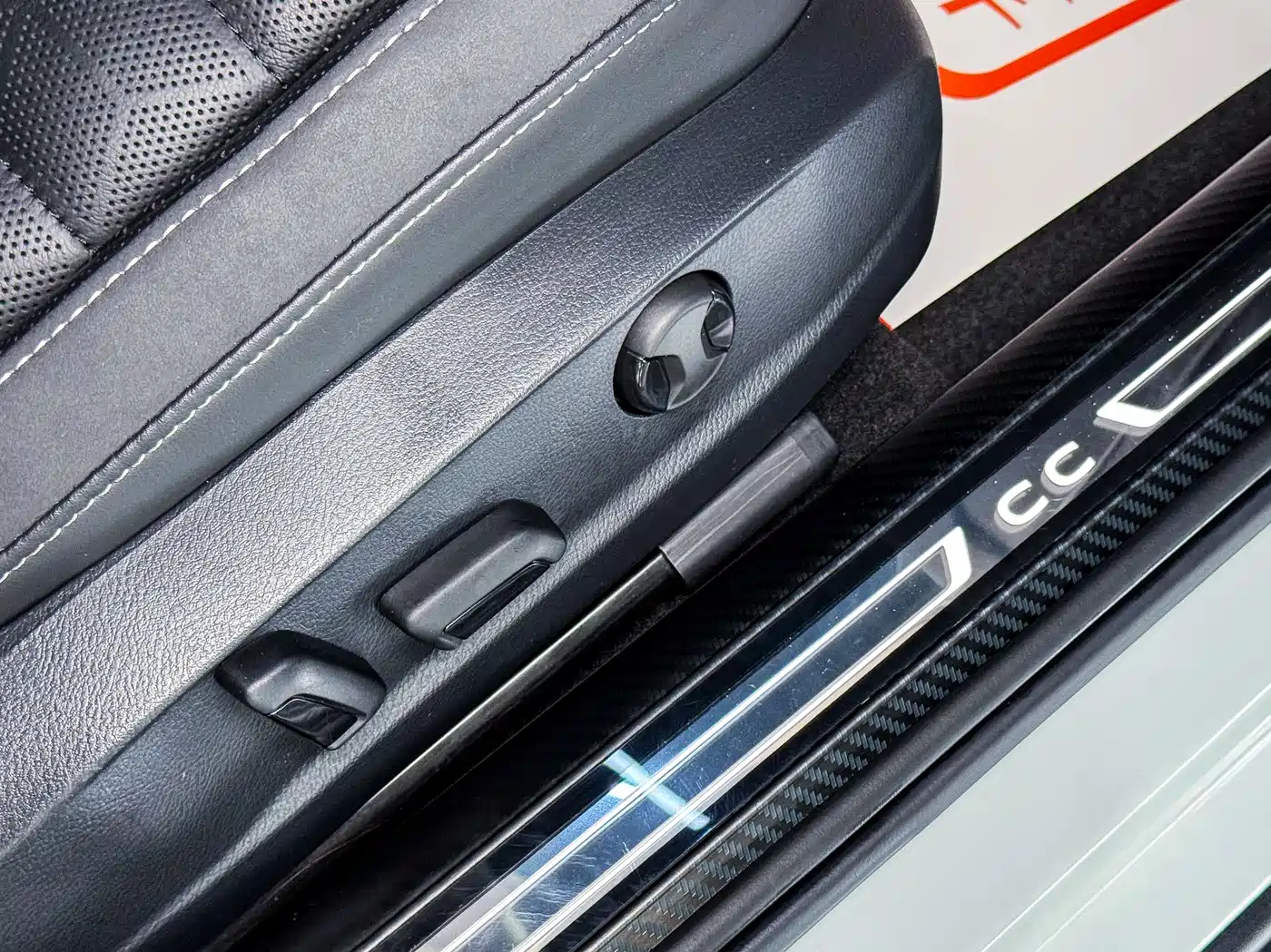 Volkswagen FAW-Volkswagen CC 2021 Shooting Brake 380TSI Hunter Heart Edition фото 9