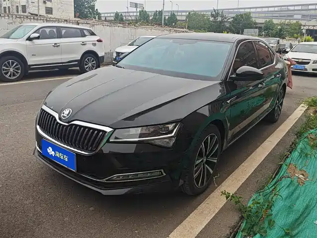 Škoda Superb 2023 Facelift TSI280 DSG Premium Edition
