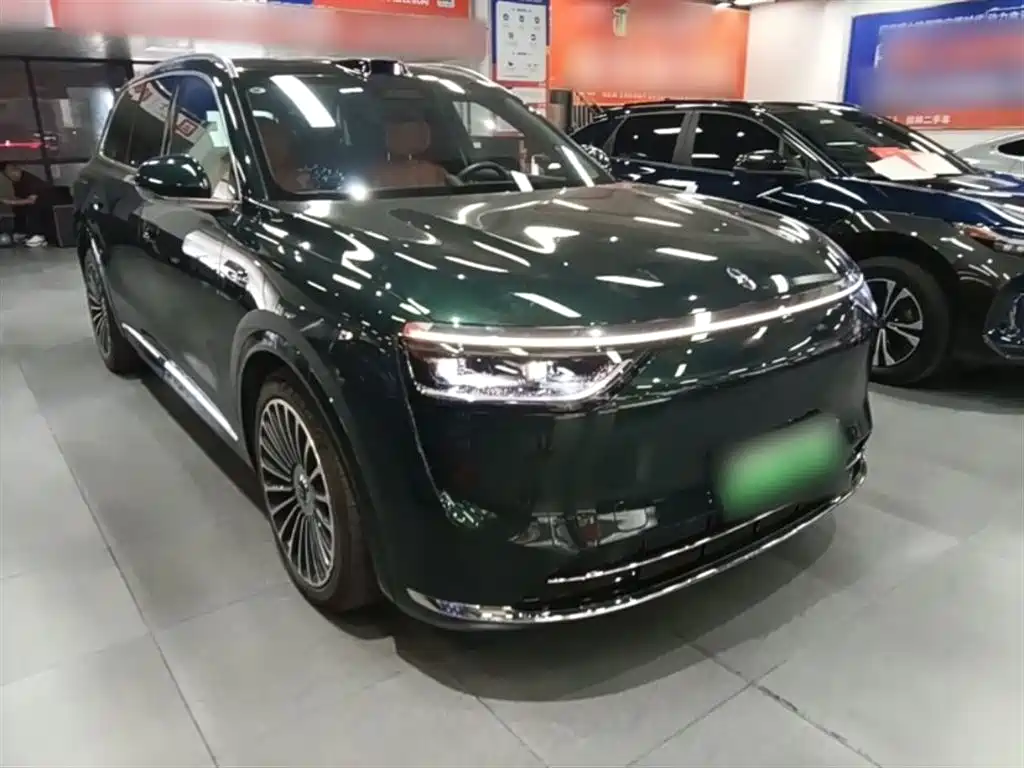 AITO Wenjie AITO M8 2025 Extended Range Ultra 53.4kWh 6-Seater фото 4