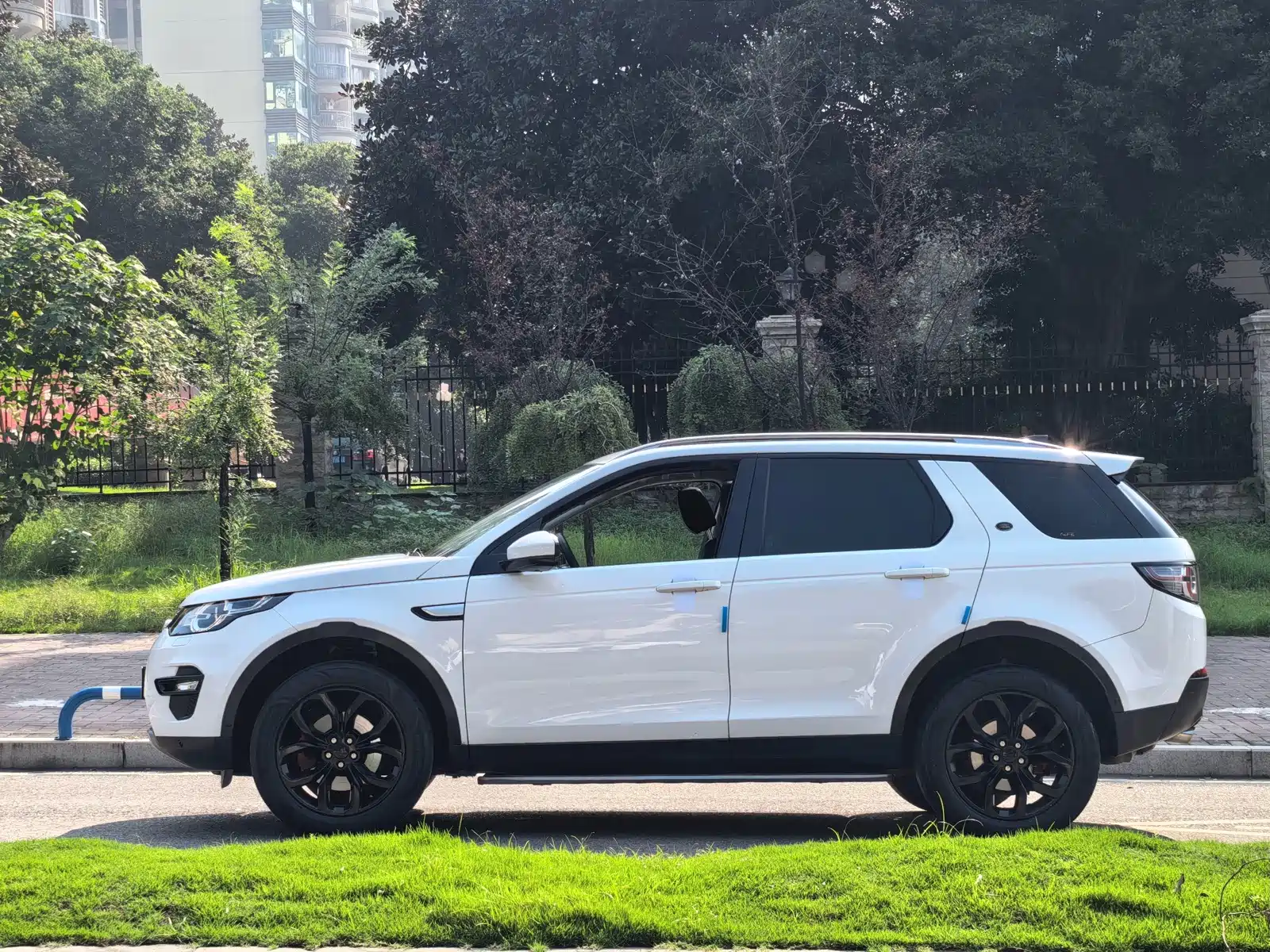 Photo 12 - Land Rover Discovery Sport