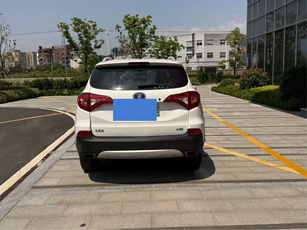 BYD Song New Energy 2017 Song DM 1.5TID Full-time 4WD Luxury фото 8