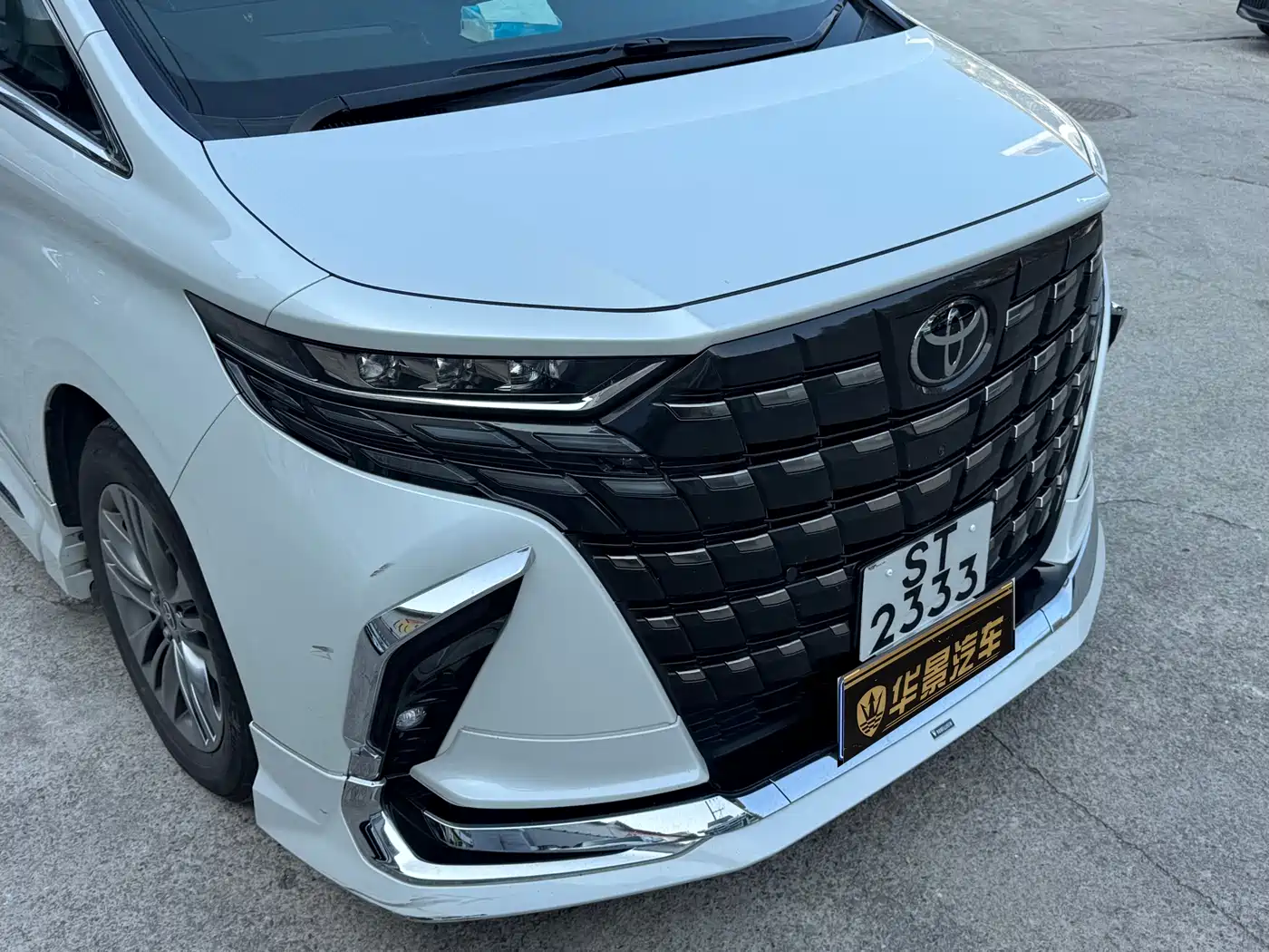 Toyota Alphard 2025 Hybrid 2.5L Prestige Gold Edition фото 2