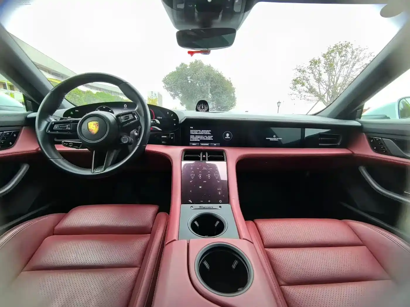 Porsche Taycan 2019 Taycan 4S фото 5