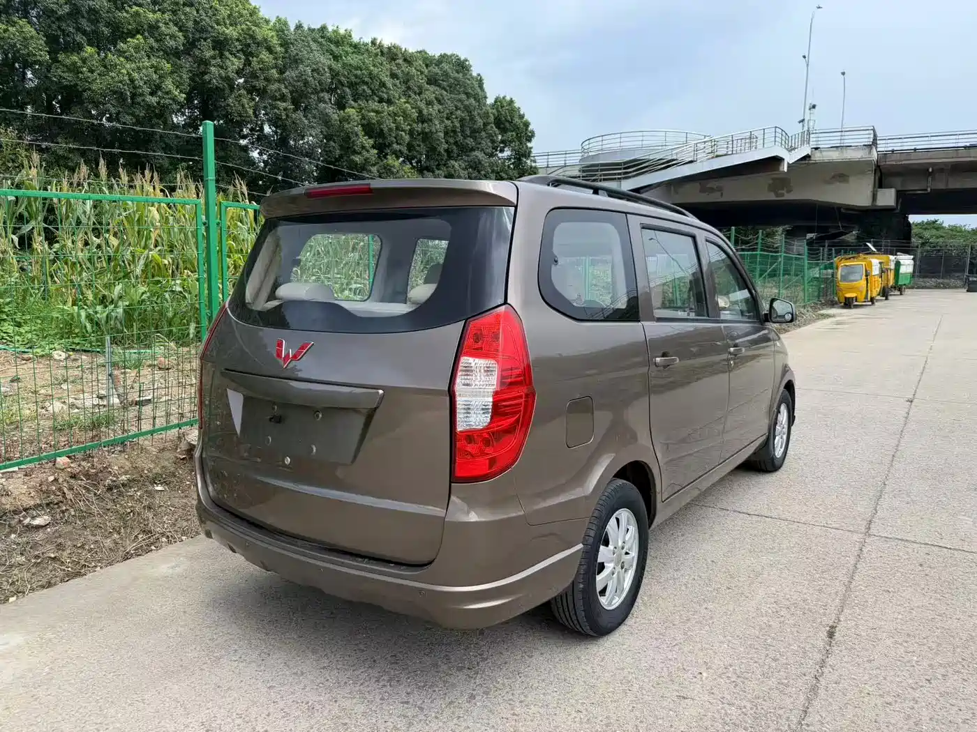 Фото 15 - Wuling Motors Wuling Hongguang
