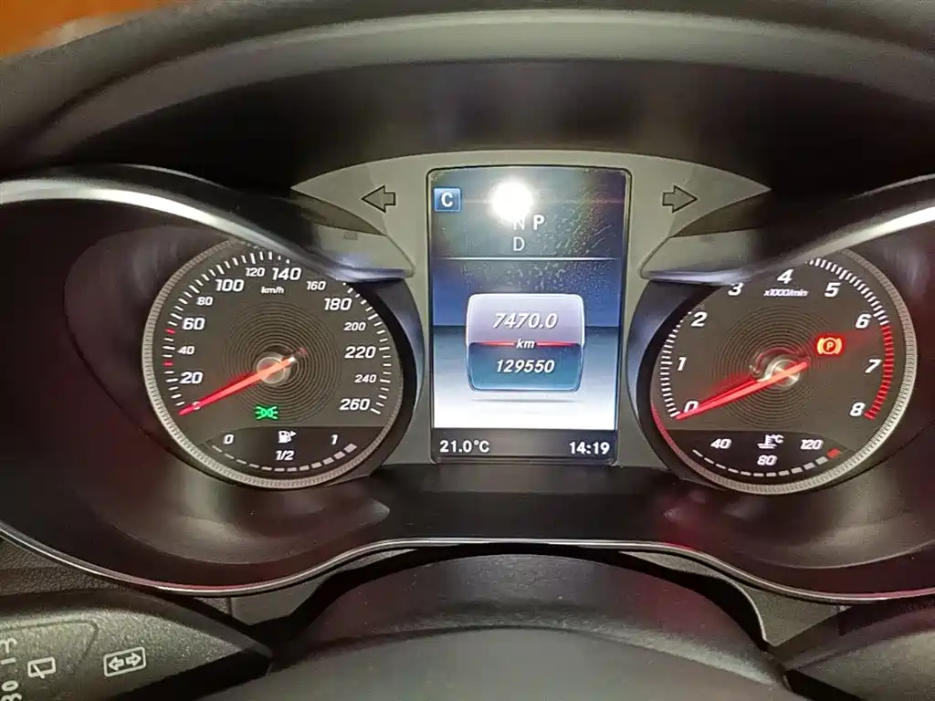 Mercedes-Benz GLC 2017 GLC 260 4MATIC Luxury фото 12