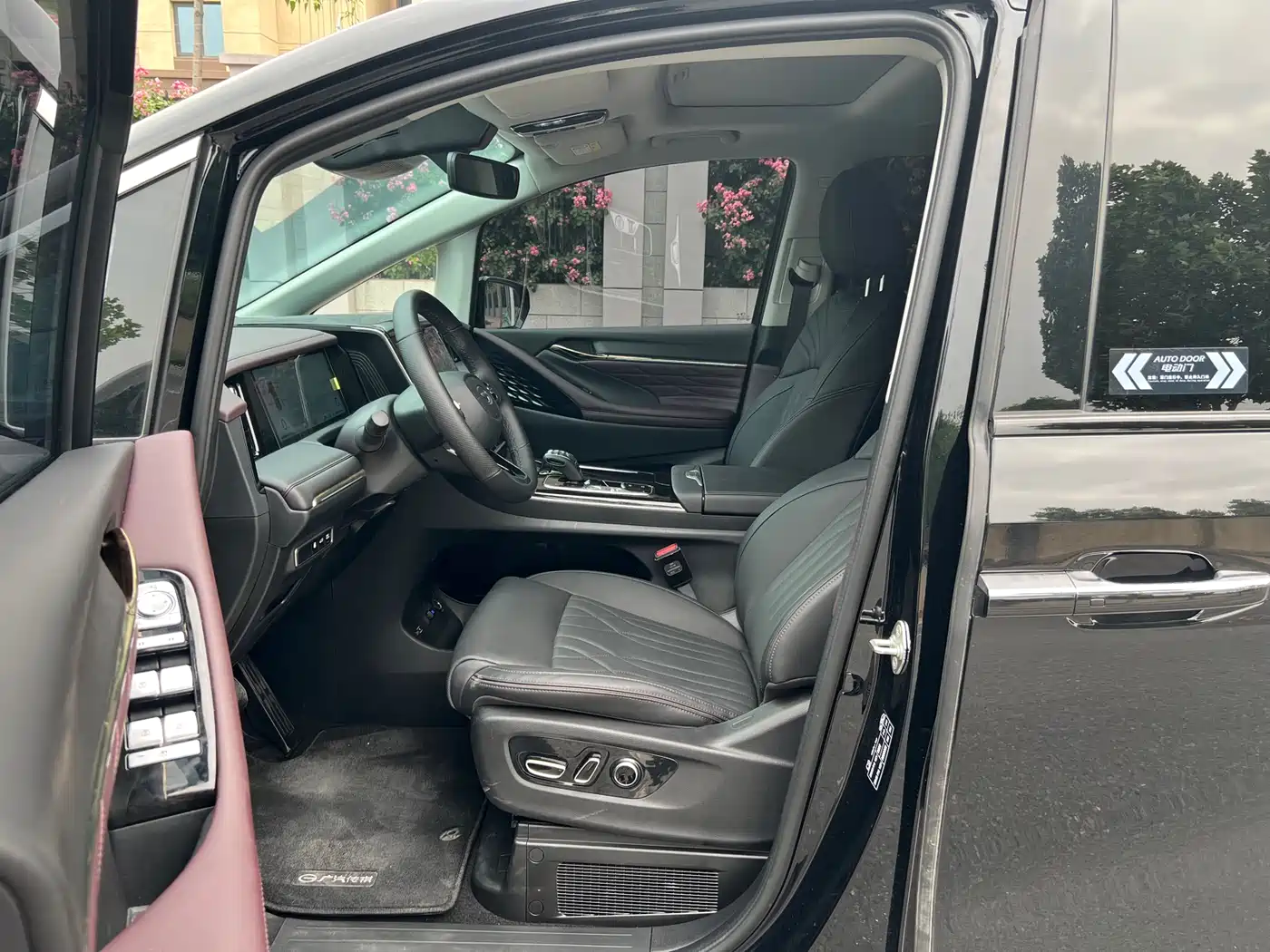 GAC Trumpchi Trumpchi M8 2024 Master Series Super Hybrid фото 6