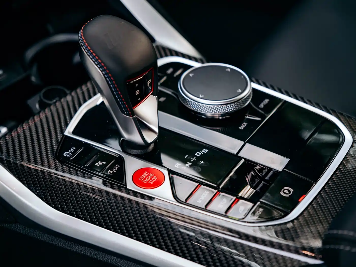 BMW M2 2024 M2 фото 10