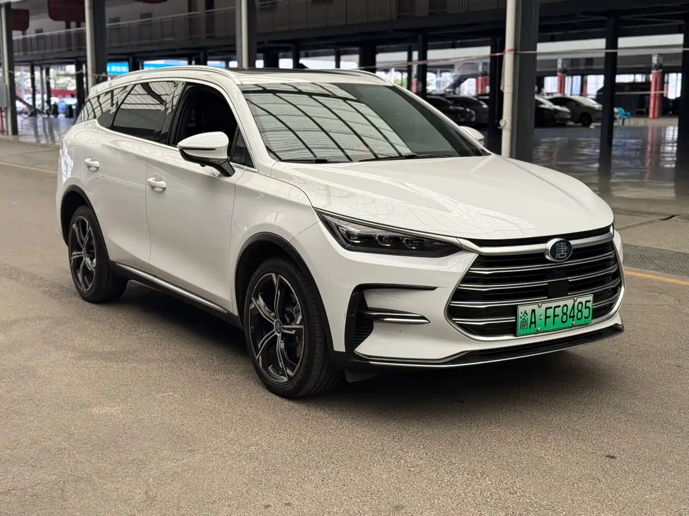 BYD Tang New Energy 2021 DM-i 112KM Honor фото 3