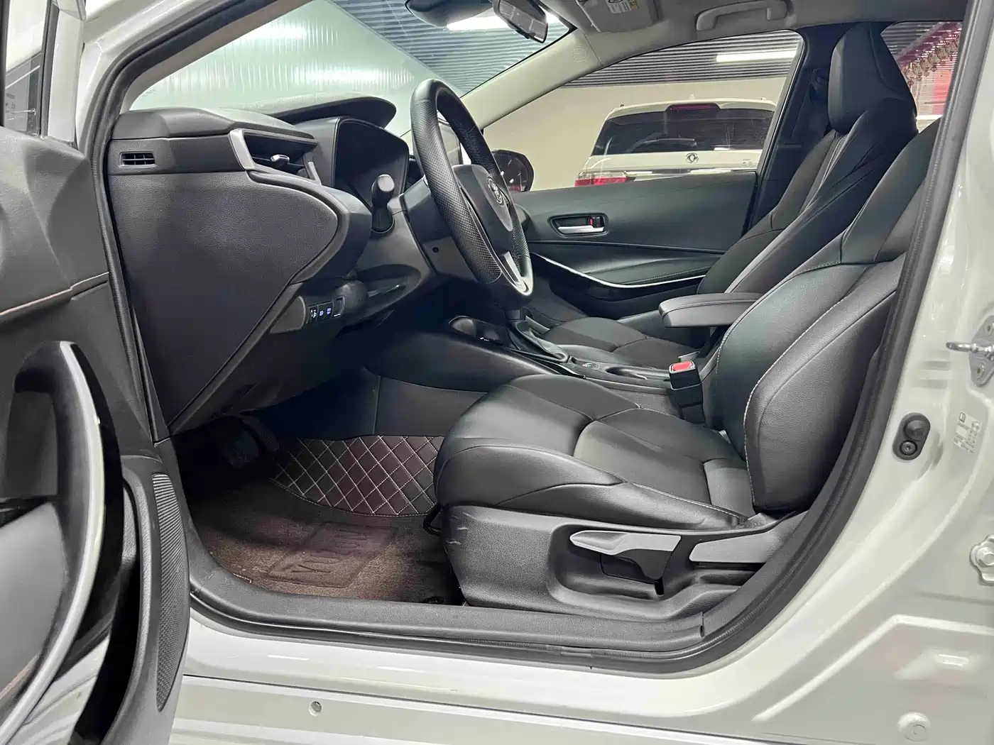 Toyota Levin GT 2023 2023 2.0L Luxury Edition