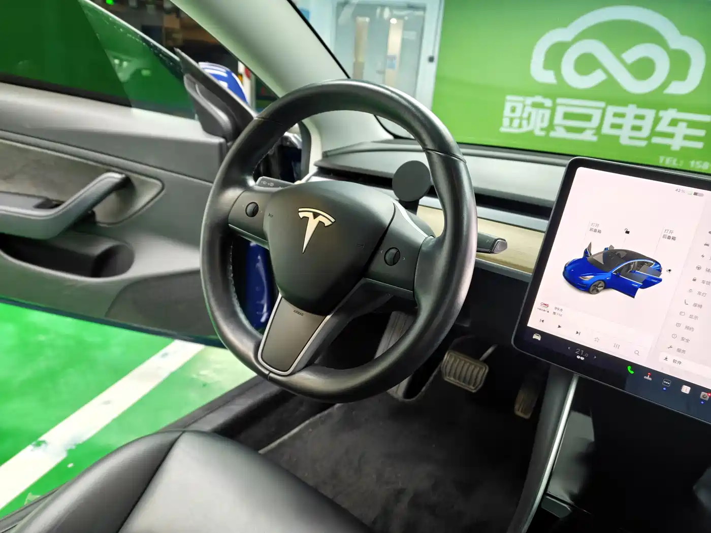 Tesla Model 3 (Import) 2019 2019 Long Range All-Wheel Drive Edition