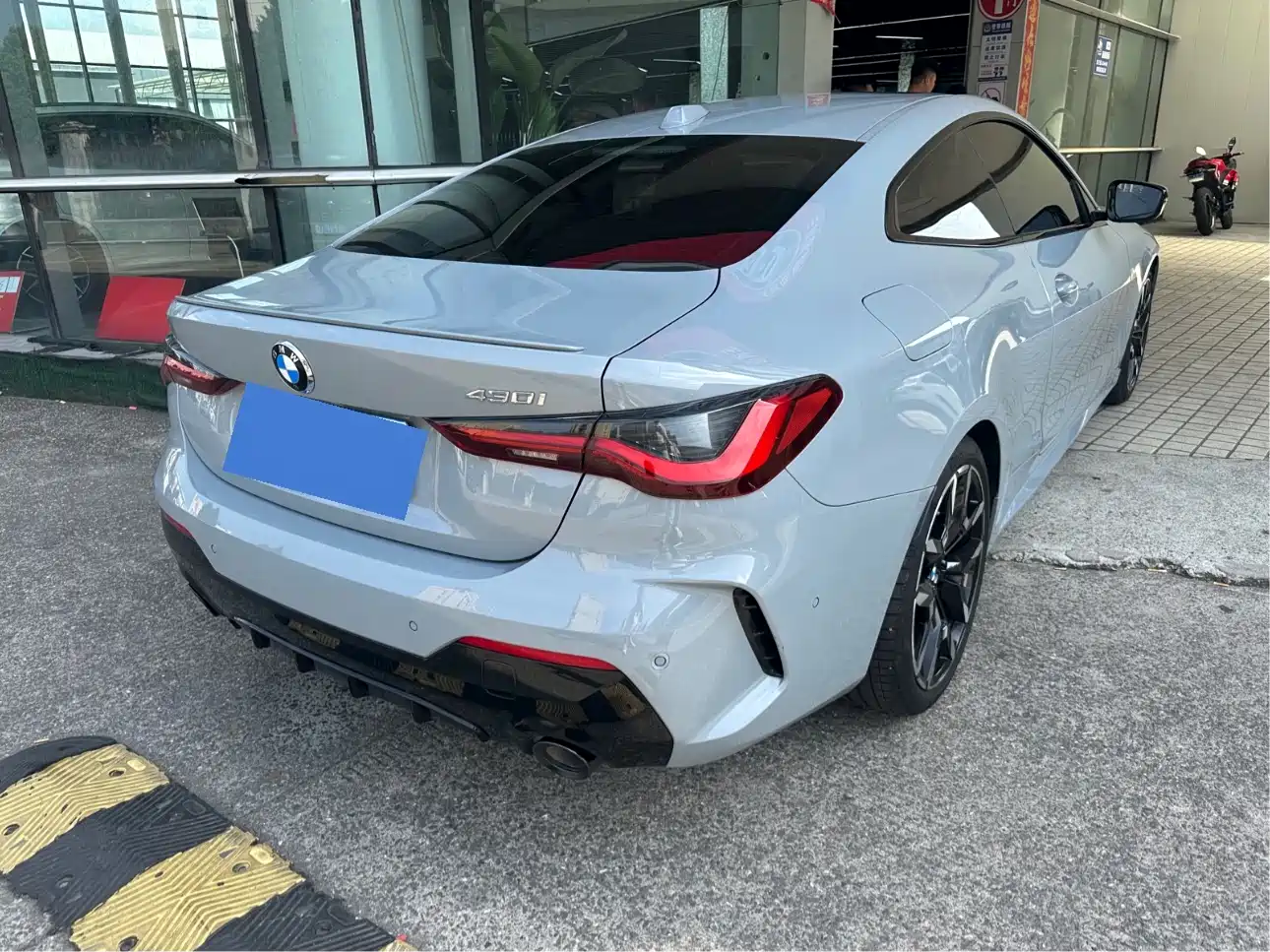 BMW 4 Series 2024 430i M Sport Shadow Edition фото 13