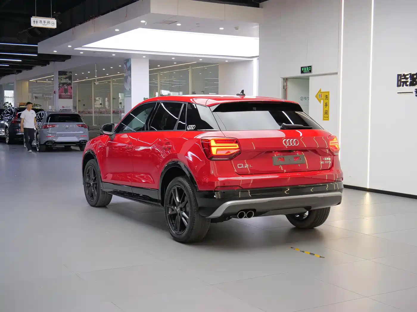 Audi Q2L 2018 35 TFSI Fashion Dynamic China VI фото 4