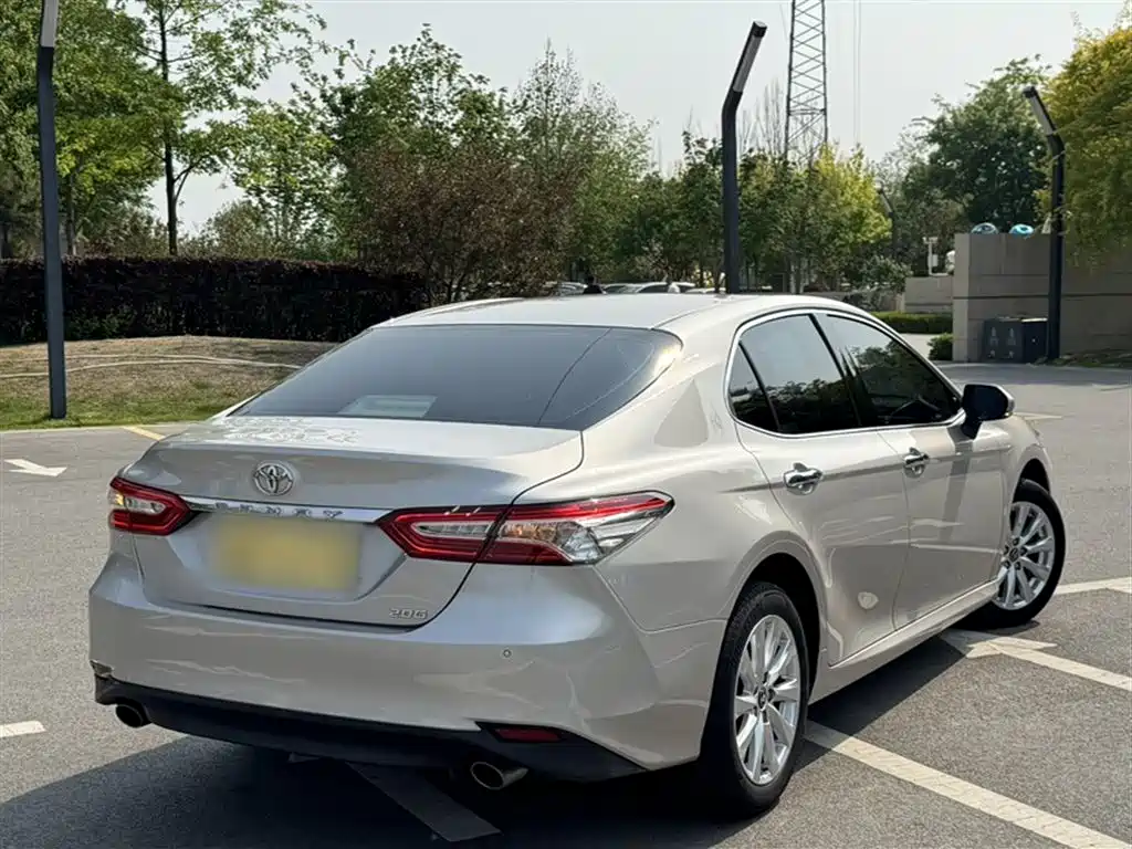 Toyota Camry 2019 2.0G Luxury Edition China VI фото 8