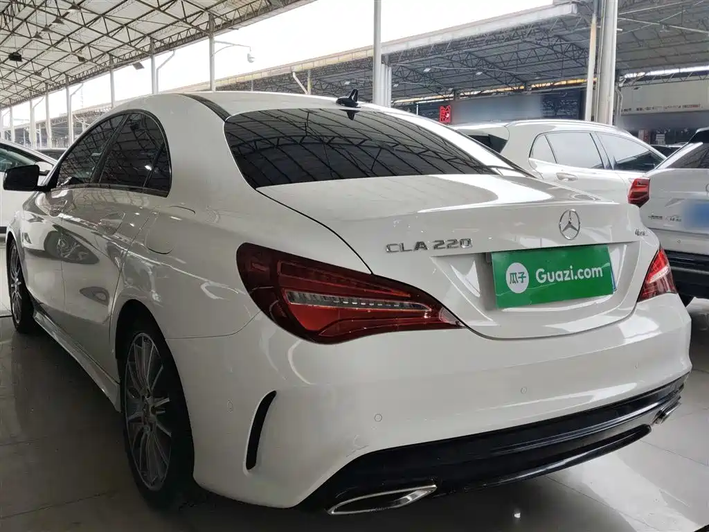 Mercedes-Benz CLA (Import) 2018 CLA 220 4MATIC фото 5