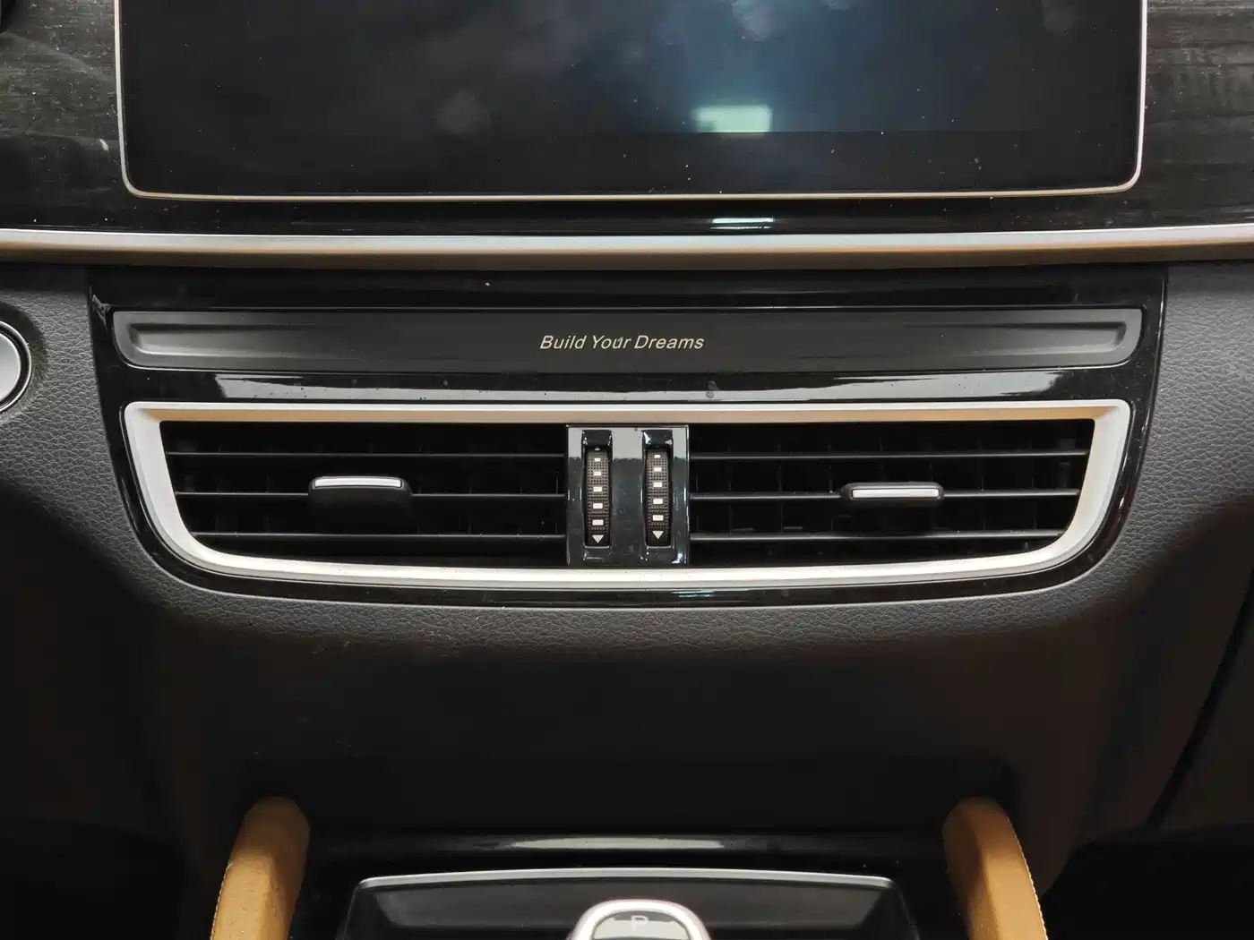 BYD Song MAX 2019 1.5T Auto Smart Connect Dynamic 6-seater China VI фото 16