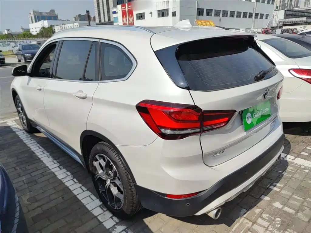 BMW X1 2020 sDrive20Li Premium Edition фото 5