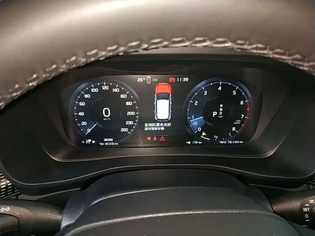 Volvo XC40 2022 2022 Model T4 AWD Smart Vision Sport Edition