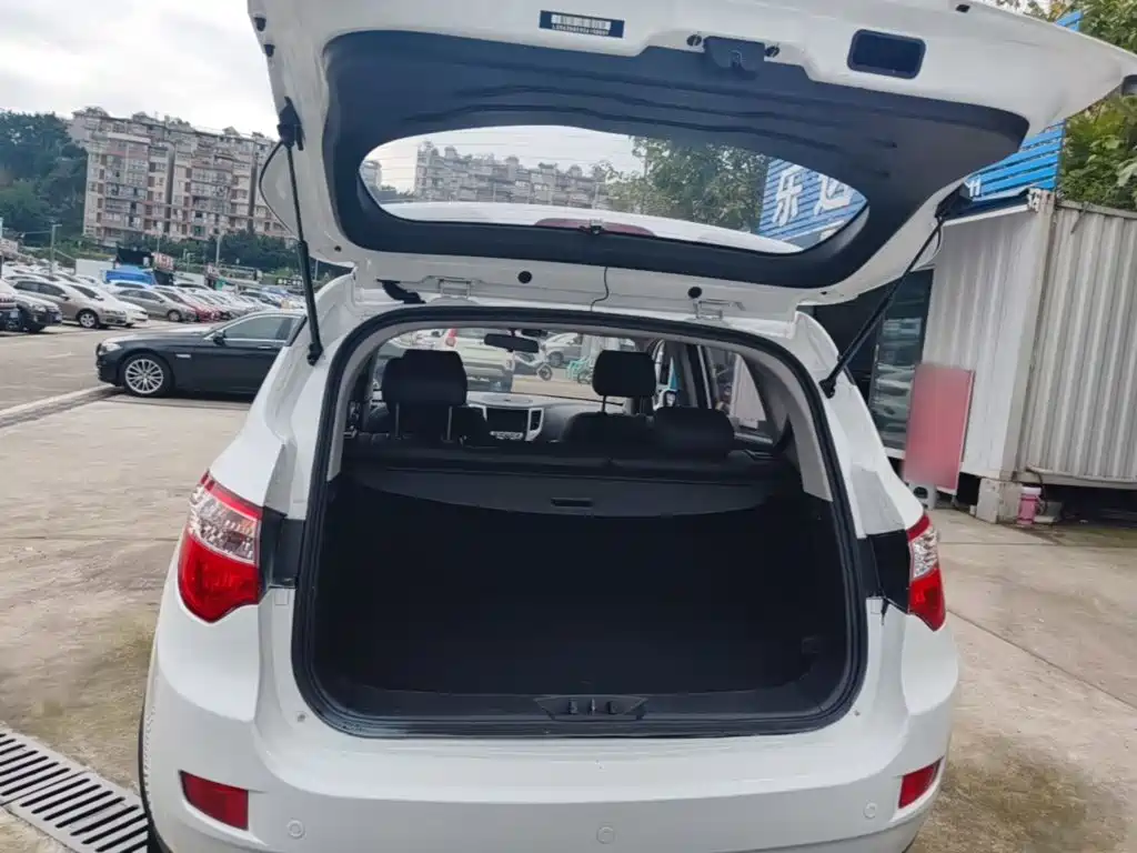 Photo 19 - Changan CS35