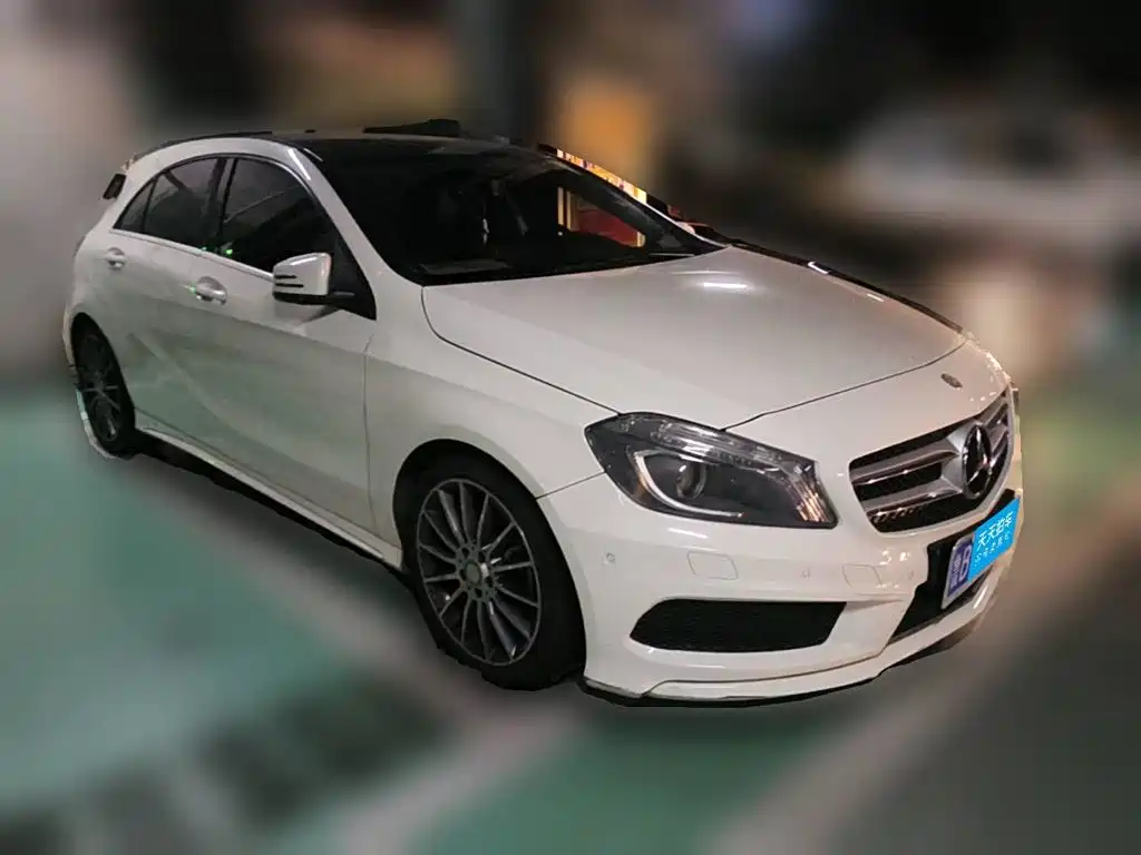 Фото 3 - Mercedes-Benz A-Class (Import)