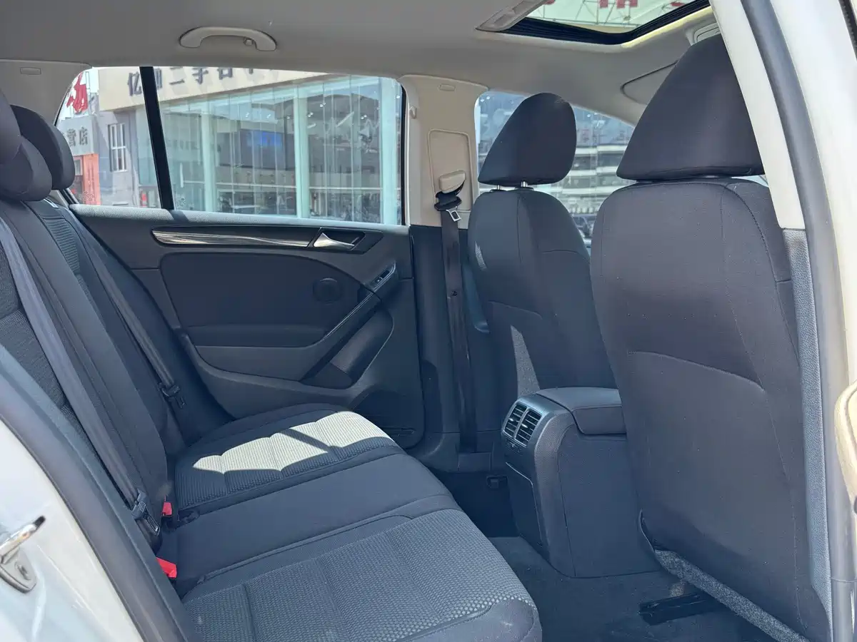 Volkswagen Golf 2012 1.4TSI Automatic Comfort фото 7