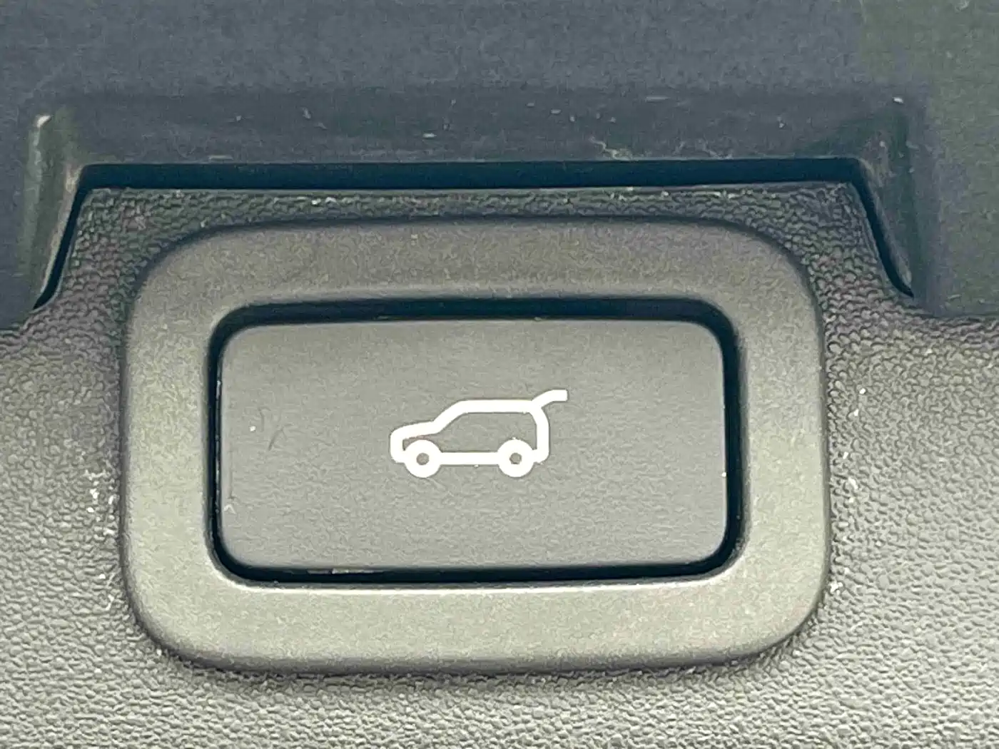 Land Rover Discovery 2017 3.0 SC V6 SE фото 15