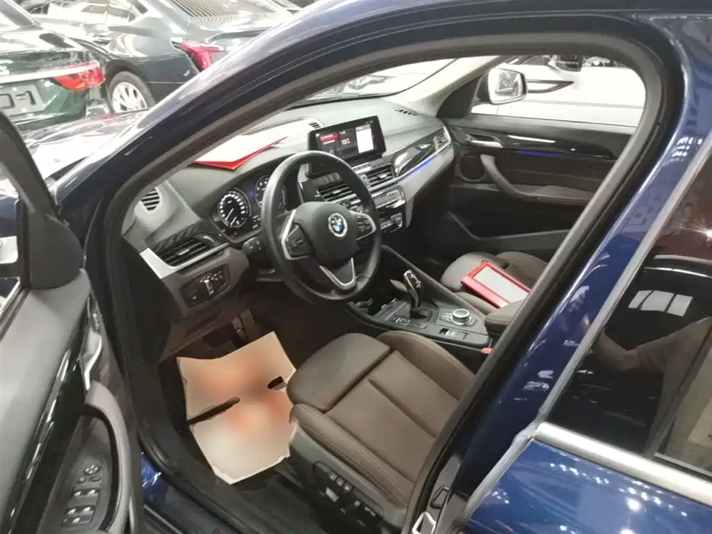 BMW X1 2020 sDrive25Li Leading Model фото 16