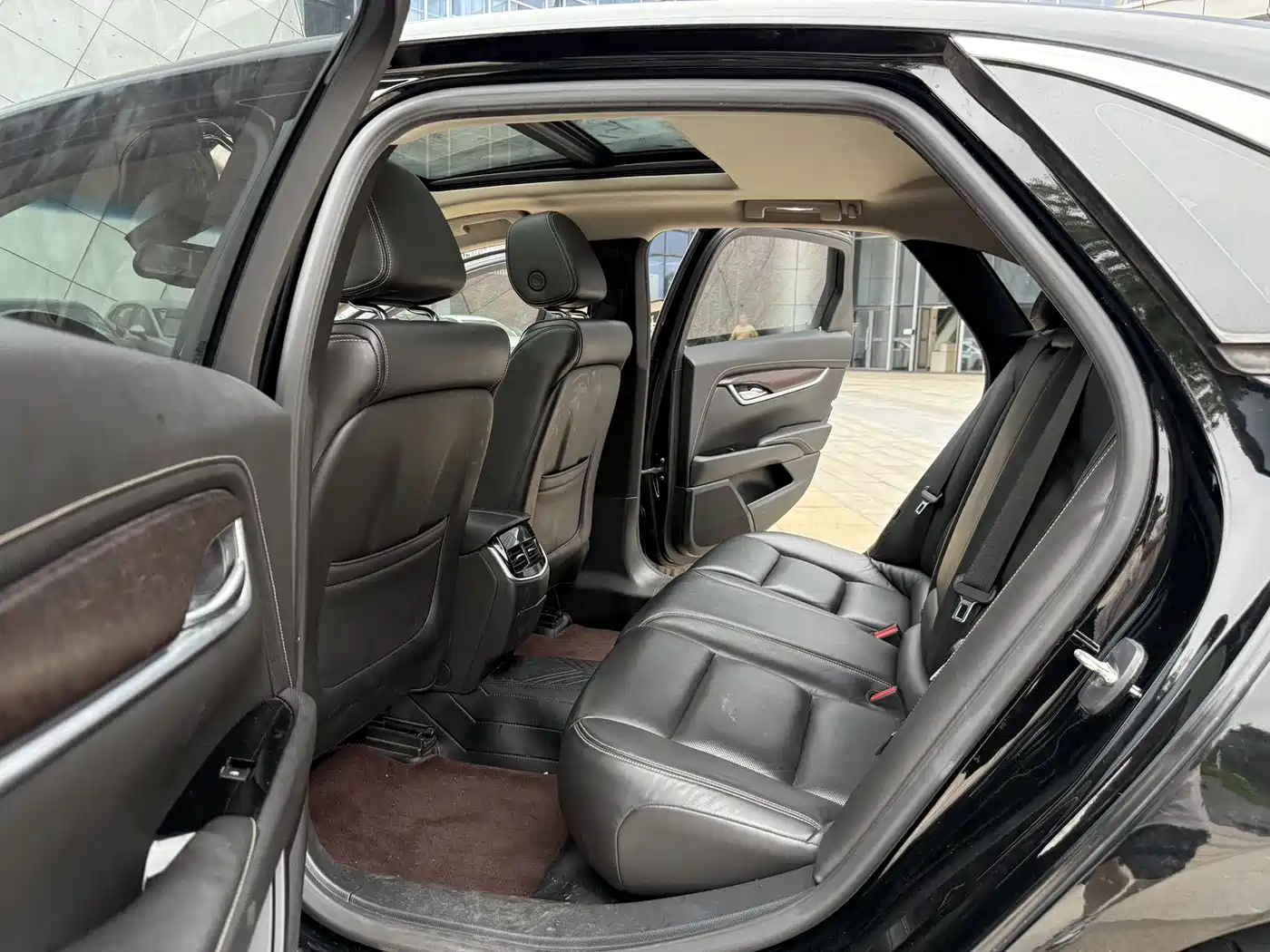 CADILLAC XTS