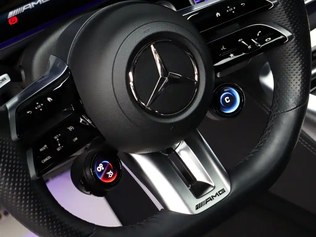 Mercedes-Benz AMG GT 2022 AMG GT 50 4MATIC+ 4-Door Coupe China Edition фото 10