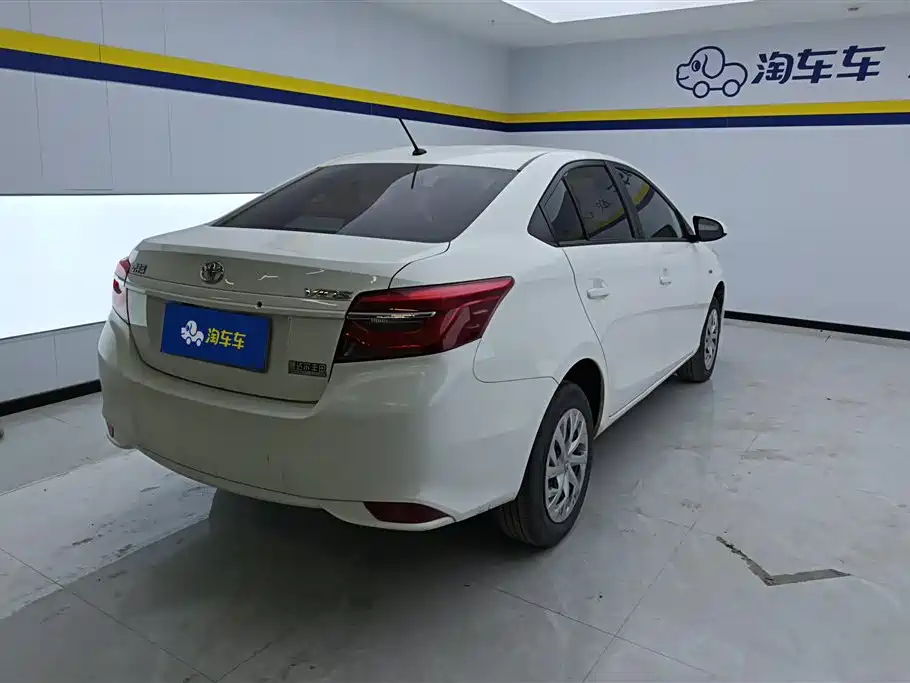 Toyota Vios 2021 1.5L CVT Chuangxing Edition фото 3