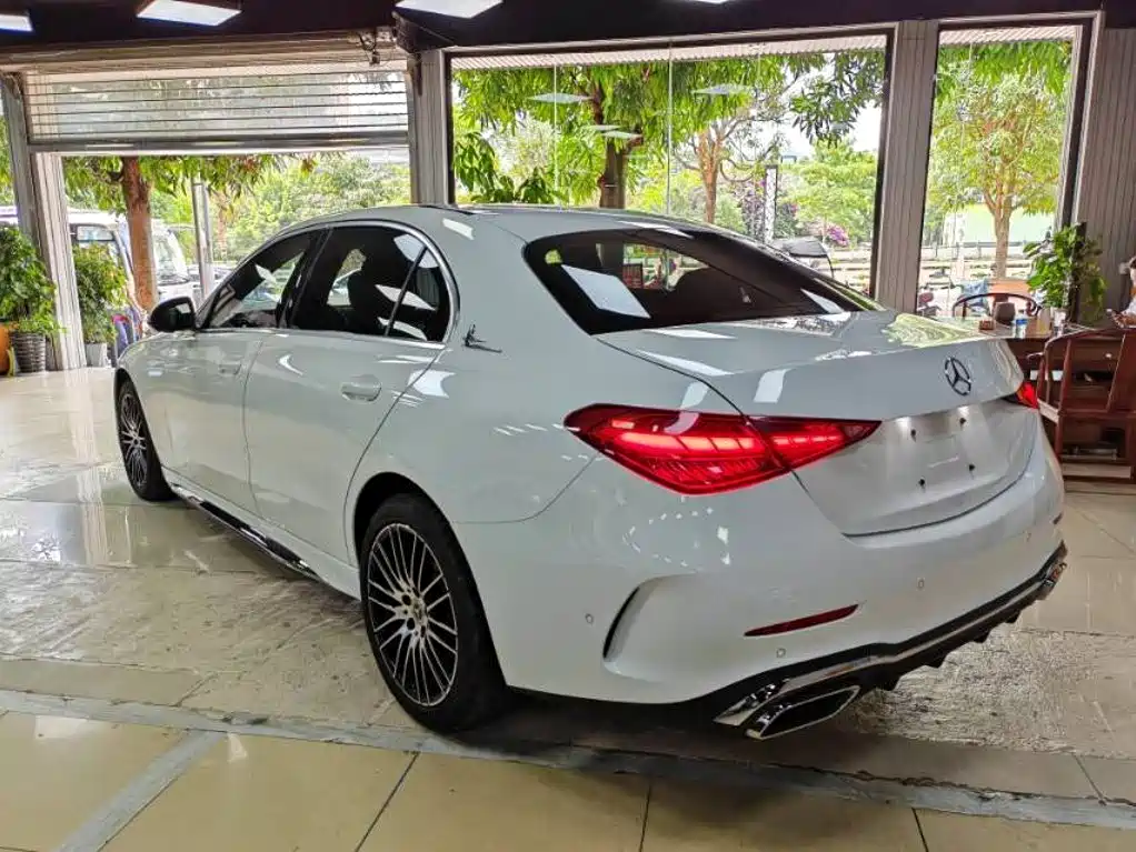 Фото 7 - Mercedes-Benz C-Class