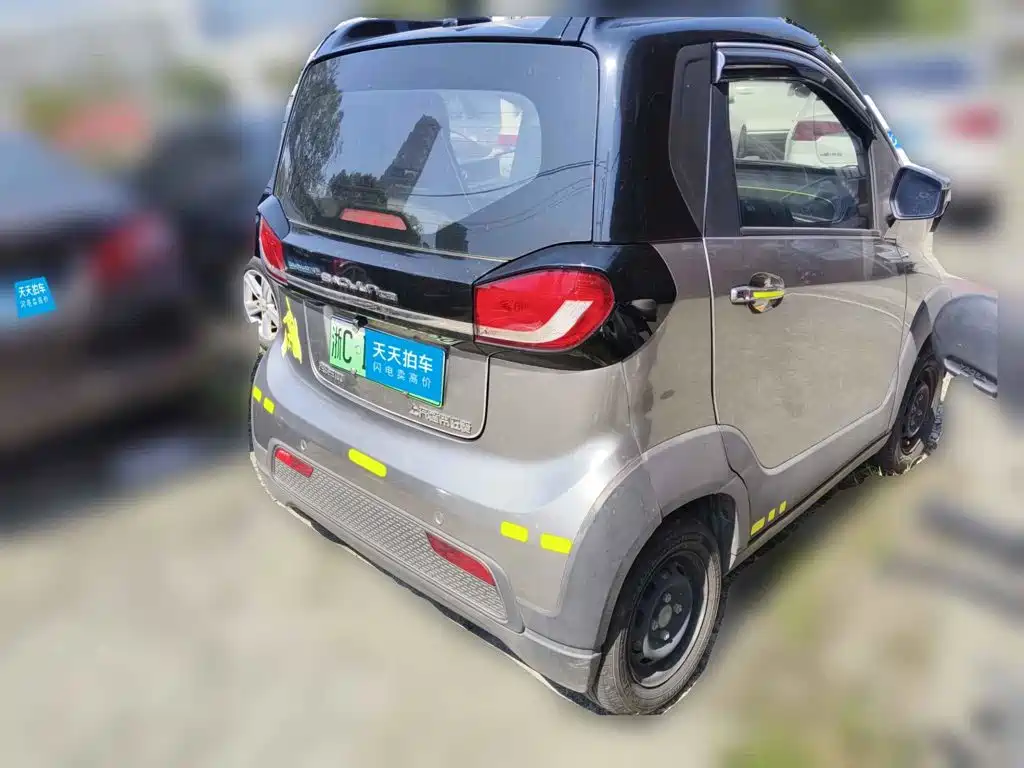 Фото 2 - Baojun E100