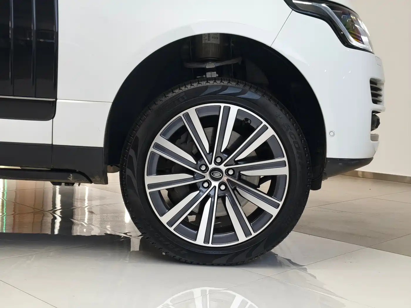 Land Rover Range Rover 2013 5.0 SC V8 AB Ultimate Genesis Edition фото 7