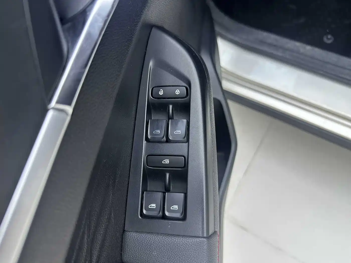 Geely Vision X3 2022 2021 PRO 1.5L CVT Premium