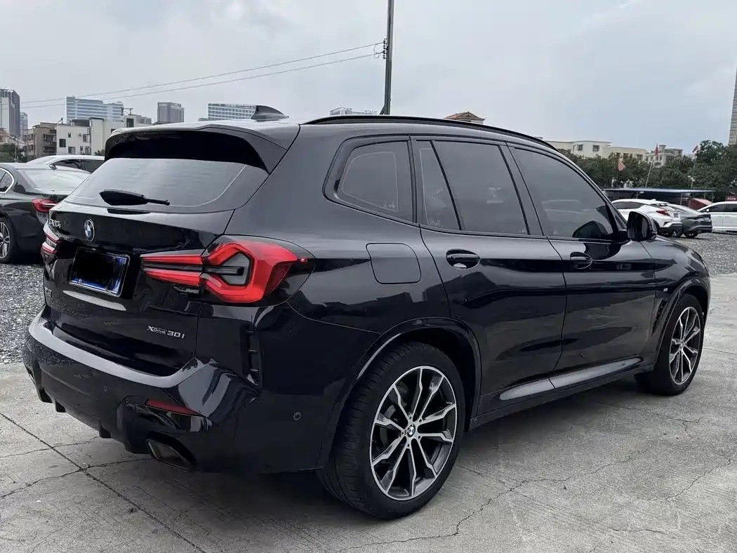 Photo 8 - BMW X3