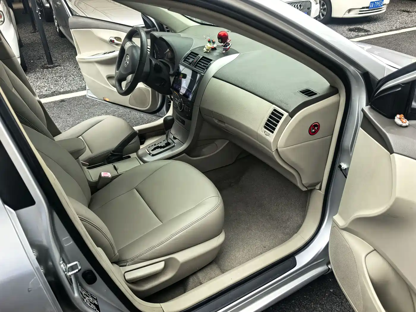 Toyota Corolla 2009 1.8L Automatic GLX-i Special Anniversary Edition фото 9