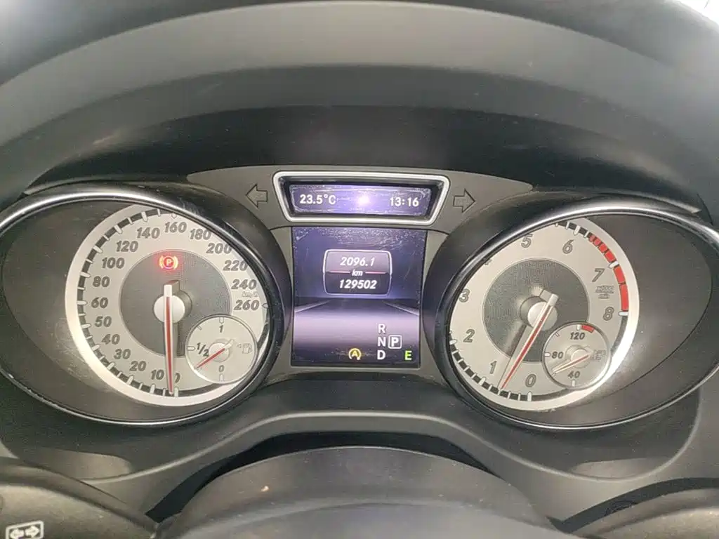 Mercedes-Benz GLA (Import) 2015 2015 GLA 200