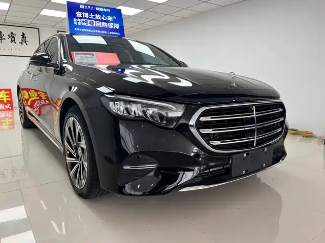 Mercedes-Benz E-Class 2024