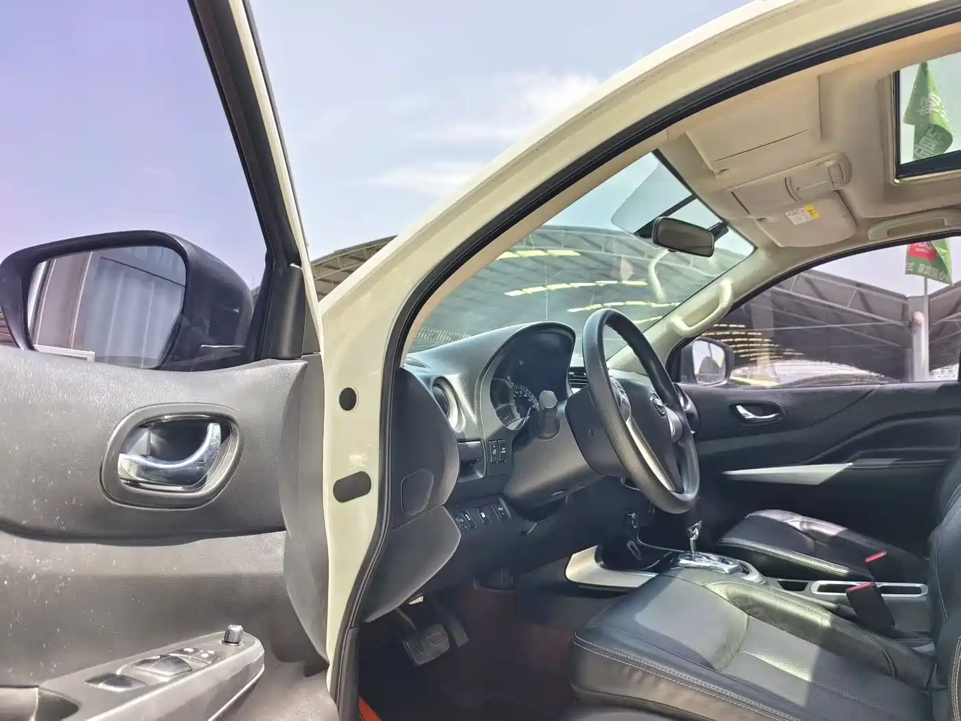 Nissan Terra 2019 2018 2.5L Automatic 4WD Luxury Edition