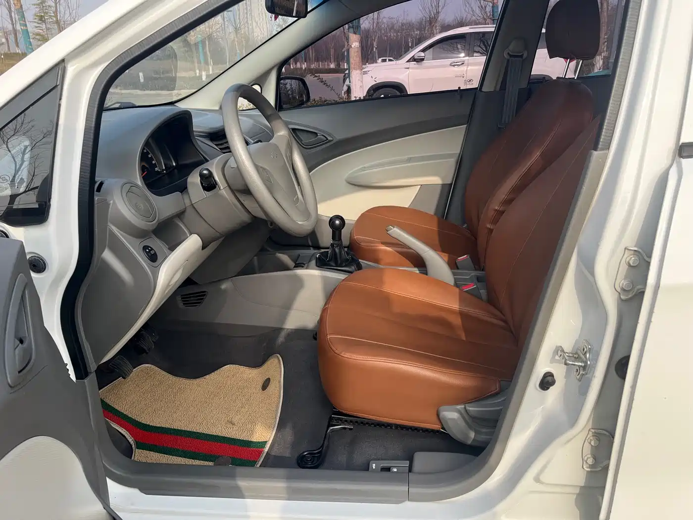 Chevrolet Sail 2013 Sedan 1.2L Manual Fashion Edition фото 5