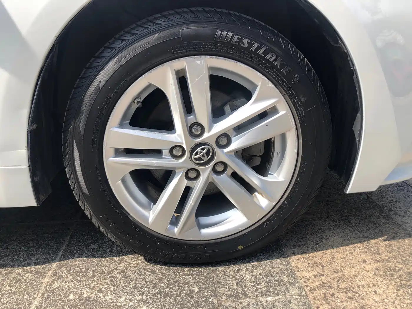 Toyota Levin 2019 Hybrid 1.8H E-CVT Luxury Edition China VI фото 9